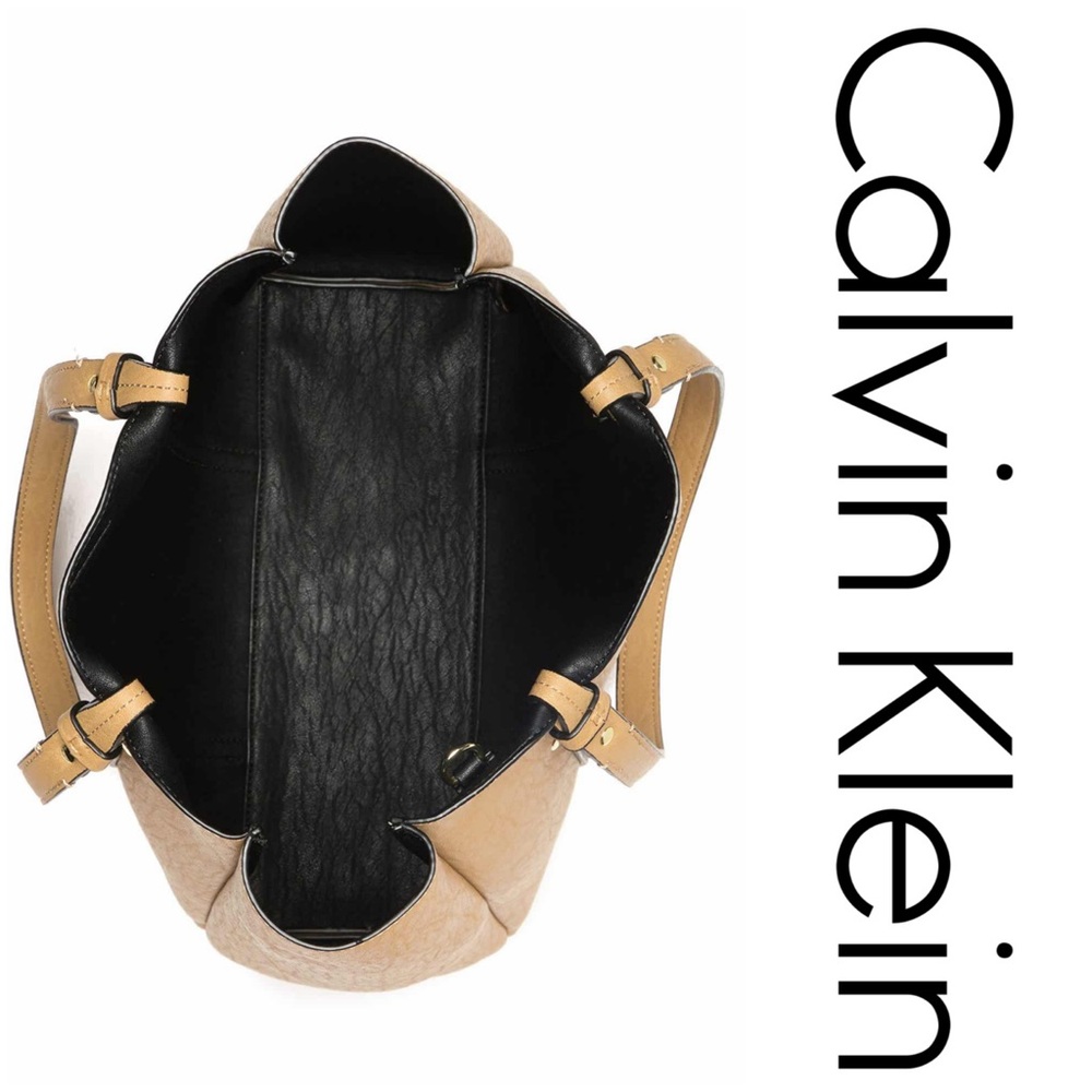 Calvin Klein Cora Bubble Lamb Novelty Tote - Picture 4 of 7